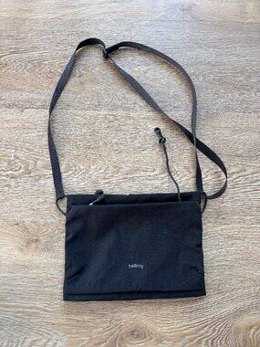 EUC Bellroy Crossbody Bag  - Black